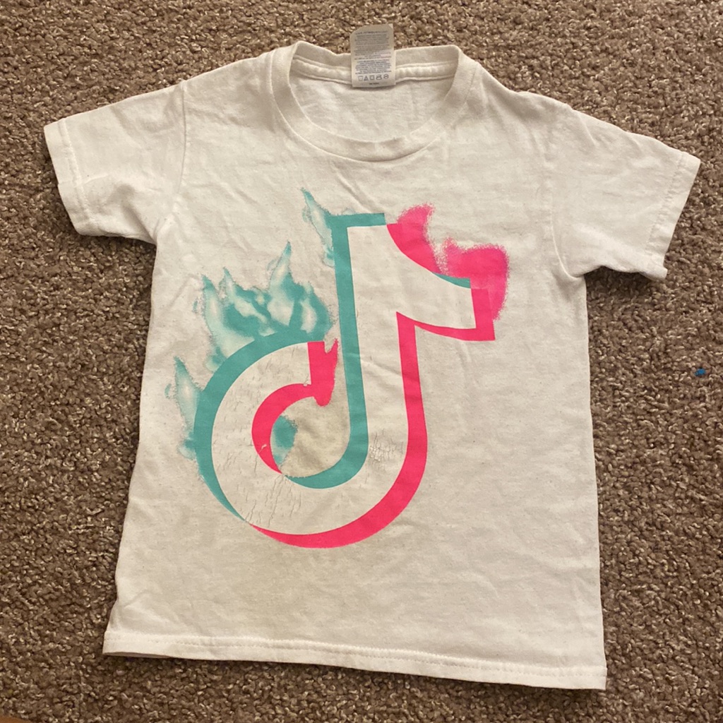 Tik Tok Tee